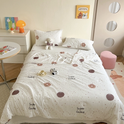 91家纺网 家纺一手货源 找家纺 暖生活 2025新款冰激淋凉感丝夏被系列