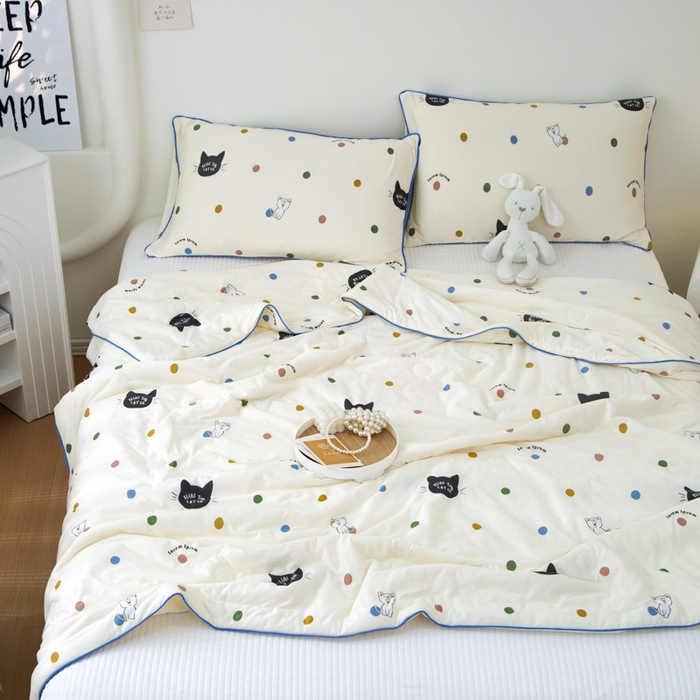 91家纺网 家纺一手货源 找家纺 维洋 2025新款A类针织大豆被夏被被子 波点黑猫