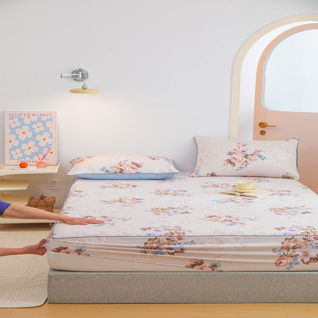 91家纺网 家纺一手货源 找家纺 元元 2024新款小清新隐藏式夹棉套件单品-夹棉床笠 娜朵花开