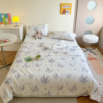 91家纺网 家纺一手货源 找家纺 （总）暖生活 2025新款冰激淋凉感丝夏被系列