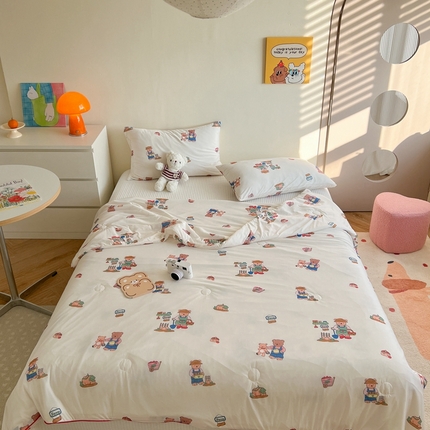 91家纺网 家纺一手货源 找家纺 暖生活 2025新款冰激淋凉感丝夏被系列