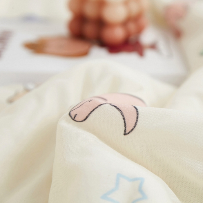 91家纺网 家纺一手货源 找家纺 丝涟家居 2025新款A类双面针织棉卡通小清新滚绳工艺夏被 恐龙时代