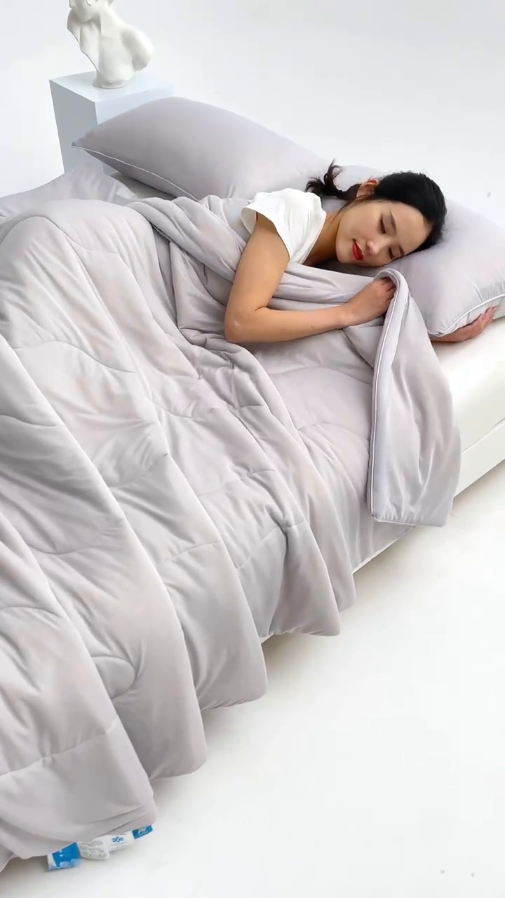 91家纺网 家纺一手货源 找家纺 米米儿家纺 2024新款A类瓜瓜凉感夏被空调被夏凉被西瓜被 冰灰