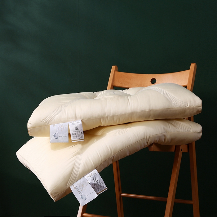 91家纺网 家纺一手货源 找家纺 （总）沃兰国际 刺绣臻丝亲肤SPA透气护颈椎枕芯安睡枕头