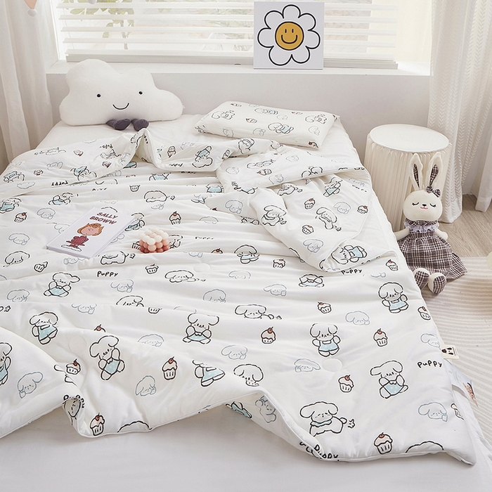 91家纺网 家纺一手货源 找家纺 丝涟家居 2025新款A类双面针织棉卡通小清新滚绳工艺夏被 布丁狗