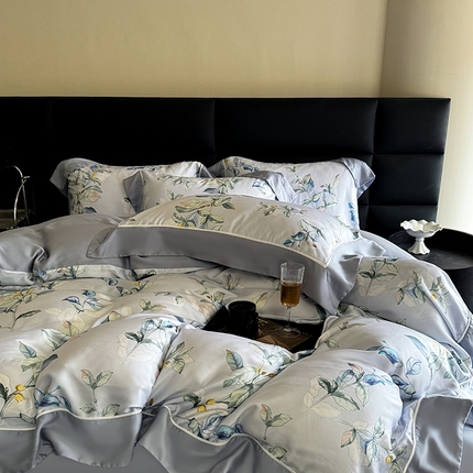 91家纺网 家纺一手货源 找家纺 娇逸家居 2025新款60支兰精天丝数码印花宽边四件套 叶颂