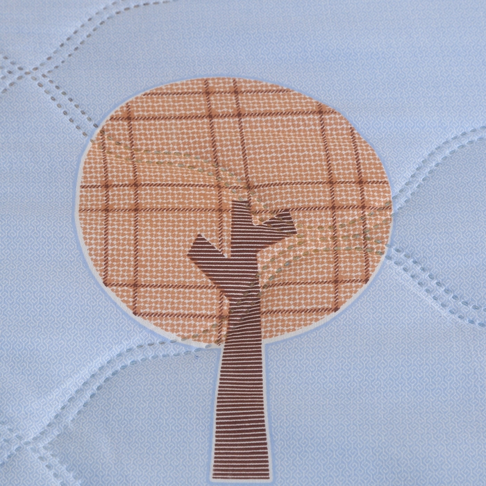 91家纺网 家纺一手货源 找家纺 被多多 2024新款清新印花亲肤绒夏被 小森林-蓝