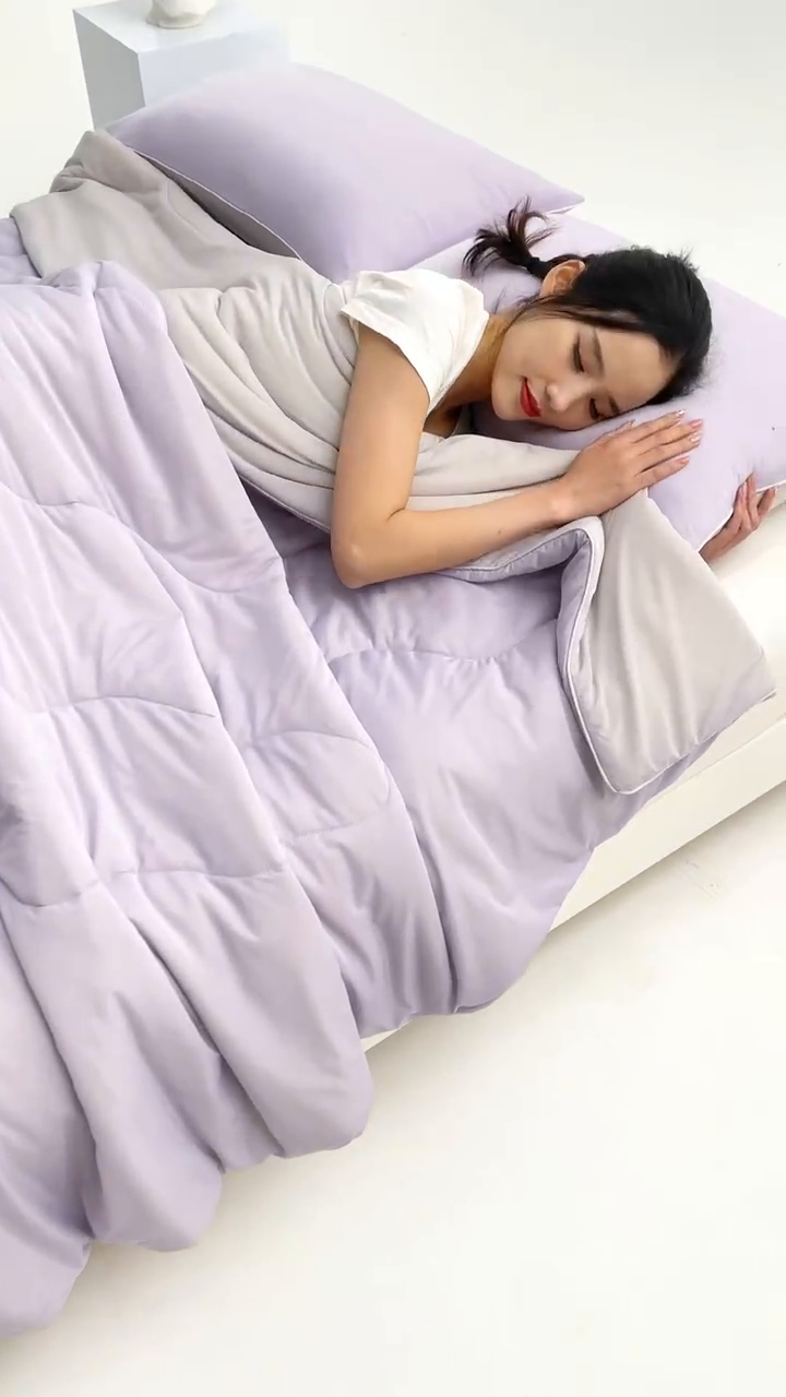 91家纺网 家纺一手货源 找家纺 米米儿家纺 2024新款A类瓜瓜凉感夏被空调被夏凉被西瓜被 丁香紫灰