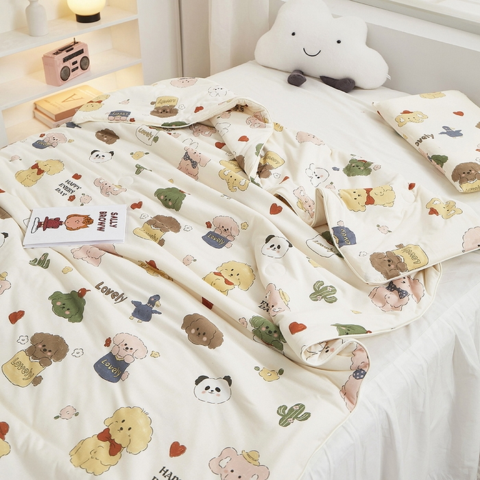 91家纺网 家纺一手货源 找家纺 丝涟家居 2025新款A类双面针织棉卡通小清新滚绳工艺夏被 茶杯狗