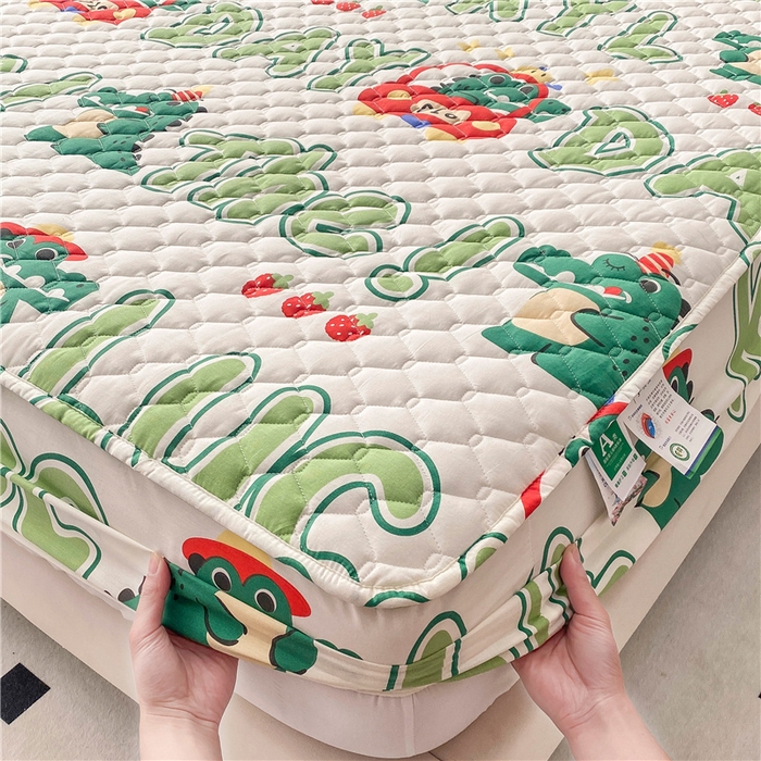 91家纺网 家纺一手货源 找家纺 九亭家纺 2024新款A类全棉抗菌夹棉床笠 全棉-鳄鱼日记