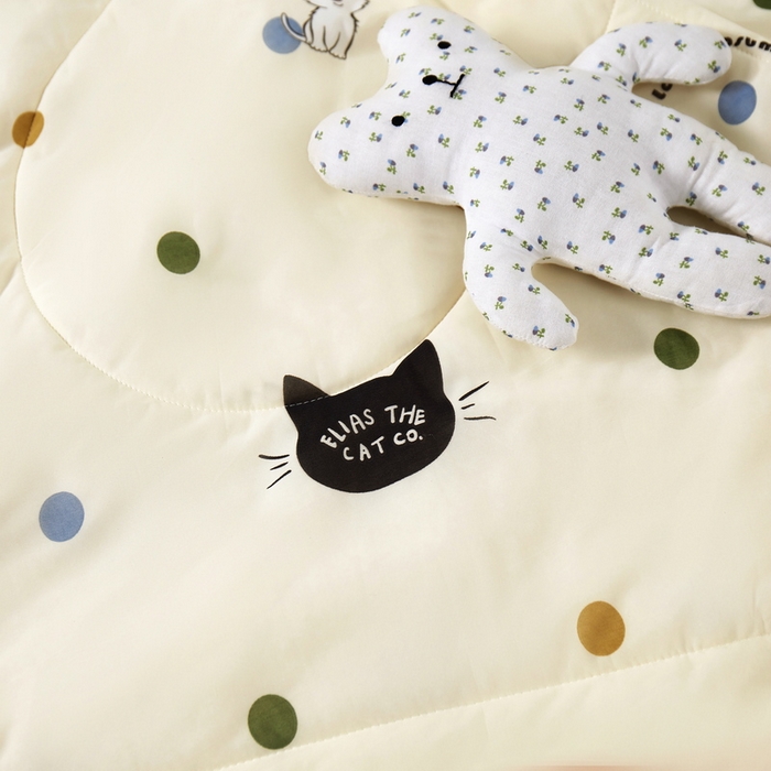 91家纺网 家纺一手货源 找家纺 丝涟家居 2025新款A类卡通小清新双面印花凉感丝夏被 波点猫