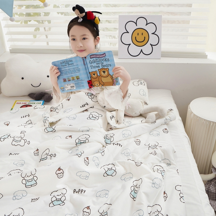 91家纺网 家纺一手货源 找家纺 丝涟家居 2025新款A类双面针织棉卡通小清新滚绳工艺夏被 布丁狗