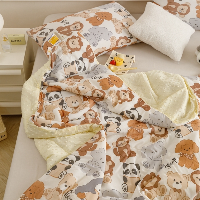 91家纺网 家纺一手货源 找家纺 绒梦里 2024新款小凉皮凉感冰豆豆ins夏被直播爆款夏凉被空调被 宠物派