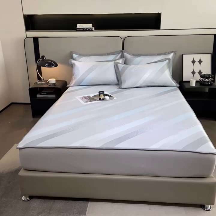 91家纺网 家纺一手货源 找家纺 由有2024升级款A类抗菌高精密色织提花可水洗冰丝凉席三件套/床笠款  简约生活