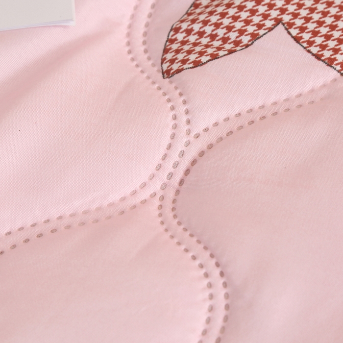 91家纺网 家纺一手货源 找家纺 被多多 2024新款清新印花亲肤绒夏被 星空-粉