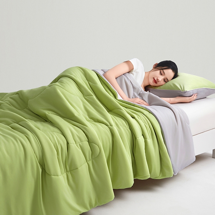 91家纺网 家纺一手货源 找家纺 米米儿家纺 2024新款A类瓜瓜凉感夏被空调被夏凉被西瓜被 蜜瓜绿灰