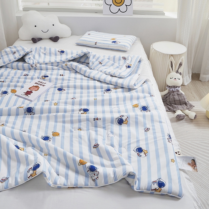 91家纺网 家纺一手货源 找家纺 丝涟家居 2025新款A类双面针织棉卡通小清新滚绳工艺夏被 宇航员