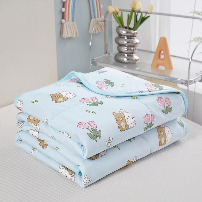 91家纺网 家纺一手货源 找家纺 丝涟家居 2025新款A类卡通小清新双面印花凉感丝夏被 郁金香兔