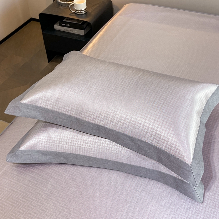 91家纺网 家纺一手货源 找家纺 由有2024升级款A类抗菌高精密色织提花可水洗冰丝凉席三件套/床笠款  千鸟格-粉