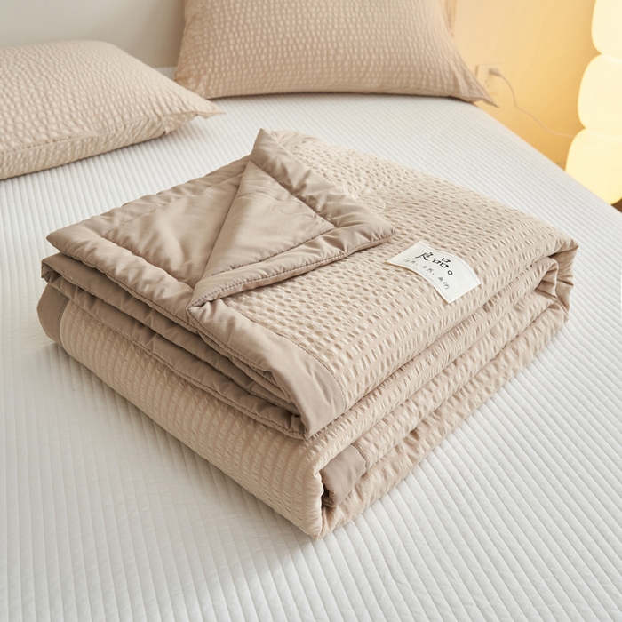 91家纺网 家纺一手货源 找家纺 2024子由家居b类水洗棉泡泡格大豆纤维夏被 泡泡格-浅驼