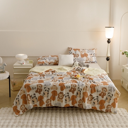 91家纺网 家纺一手货源 找家纺 绒梦里 2024新款小凉皮凉感冰豆豆ins夏被直播爆款夏凉被空调被 宠物派