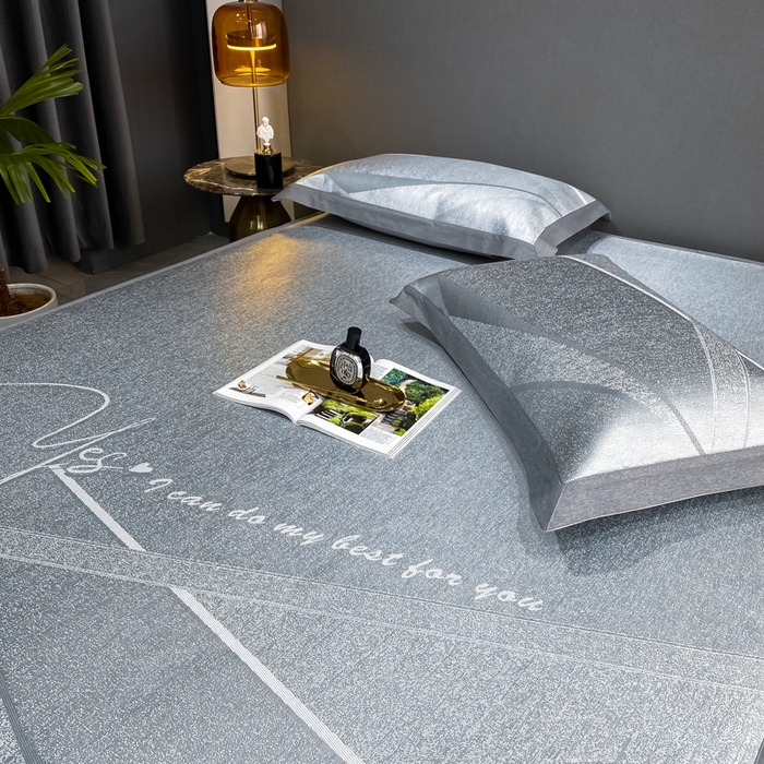 91家纺网 家纺一手货源 找家纺 由有2024升级款A类抗菌高精密色织提花可水洗冰丝凉席三件套/床笠款  邂逅-灰