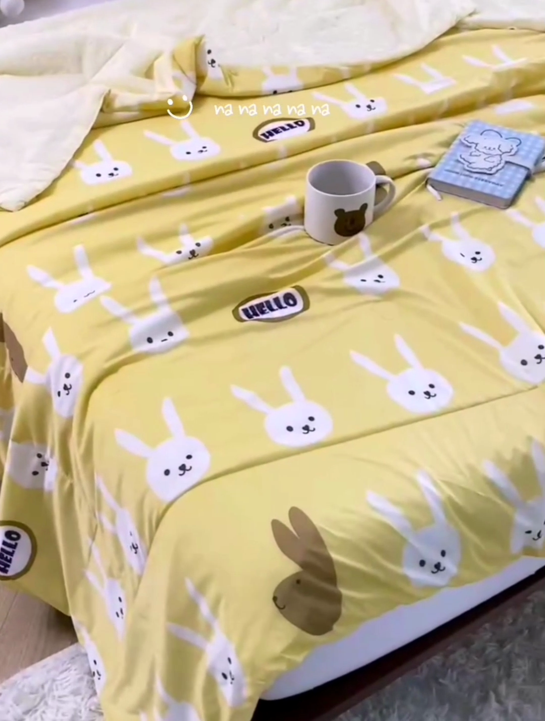 91家纺网 家纺一手货源 找家纺 绒梦里 2024新款小凉皮凉感冰豆豆ins夏被直播爆款夏凉被空调被 HELLO兔