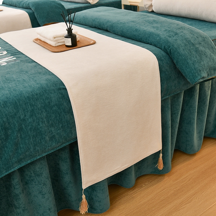 91家纺网 家纺一手货源 找家纺 不打烊家纺  (原春恩家纺) 2025新款婴儿绒床罩系列-约翰（此款控价228） 墨绿色