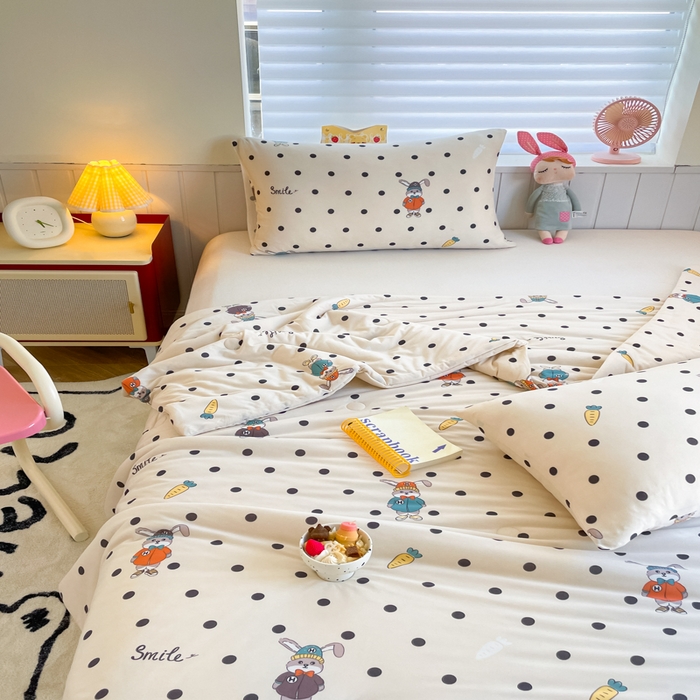 91家纺网 家纺一手货源 找家纺 荔禾家居 2024新款A类针织棉大豆夏被 波点兔