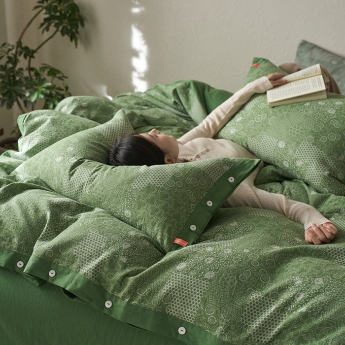 91家纺网 家纺一手货源 找家纺 安莱生活 2024年新品高端双层纱大提花工艺款缤纷花妍纽扣款 缤纷花妍纽扣款-嫩绿