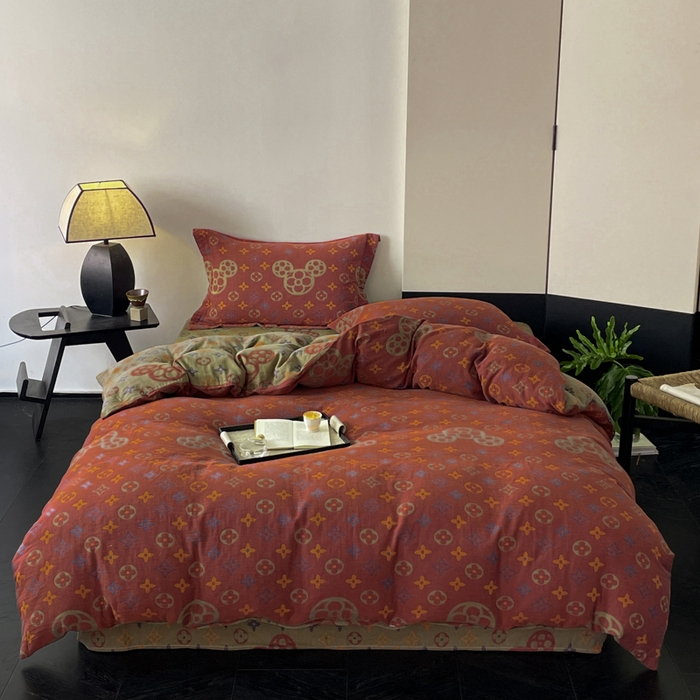 91家纺网 家纺一手货源 找家纺 睡棉坊 2024新款全棉色织提花双层纱复古单被套 童趣