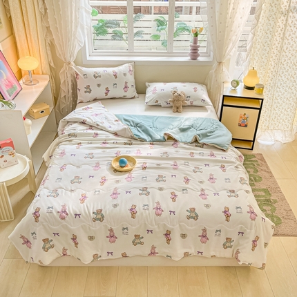 91家纺网 家纺一手货源 找家纺 （总）贝扬思 2025新款水洗邹邹纱夏被