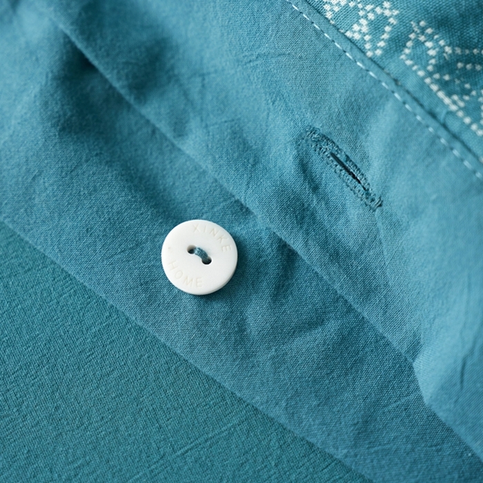 91家纺网 家纺一手货源 找家纺 安莱生活 2024年新品高端双层纱大提花工艺款缤纷花妍纽扣款 缤纷花妍纽扣款-乌兰