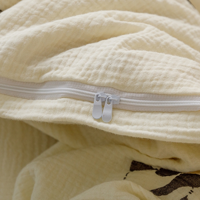 91家纺网 家纺一手货源 找家纺 蜜柚 2024新款全棉双层皱皱纱四件套 熊猫团子