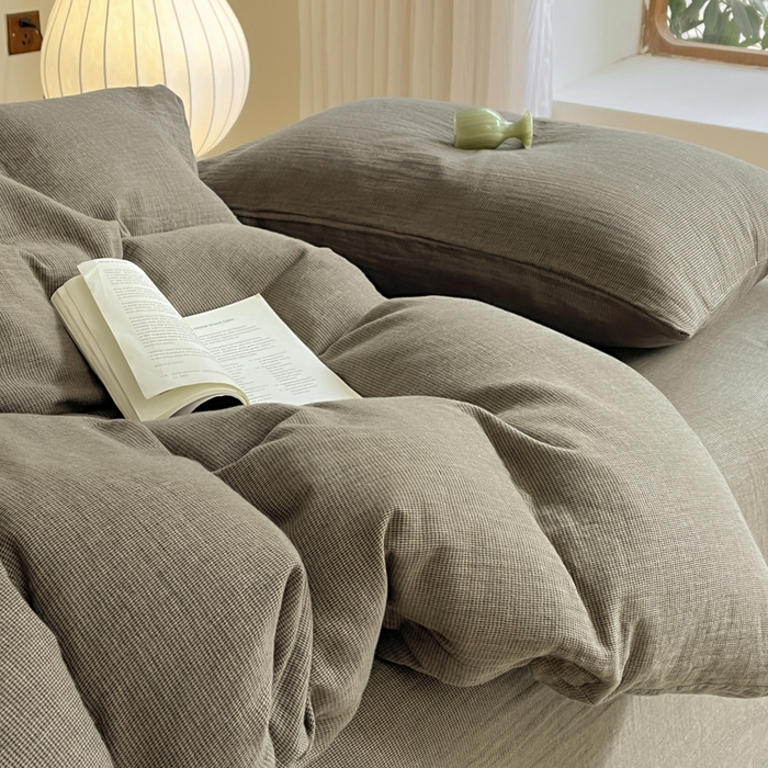 91家纺网 家纺一手货源 找家纺 睡棉坊 2024新款全棉色织提花双层纱复古单被套 千喜格-绿