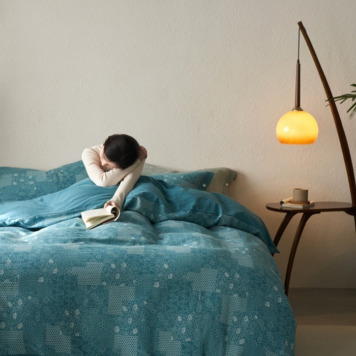 91家纺网 家纺一手货源 找家纺 安莱生活 2024年新品高端双层纱大提花工艺款缤纷花妍纽扣款 缤纷花妍纽扣款-乌兰