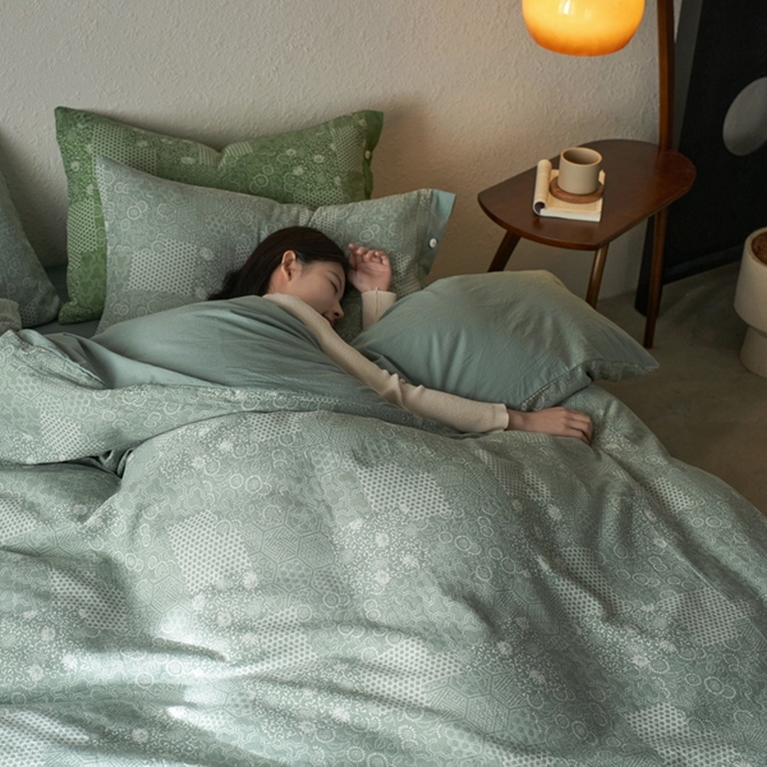 91家纺网 家纺一手货源 找家纺 （总）安莱生活 2024年新品高端双层纱大提花工艺款缤纷花妍纽扣款