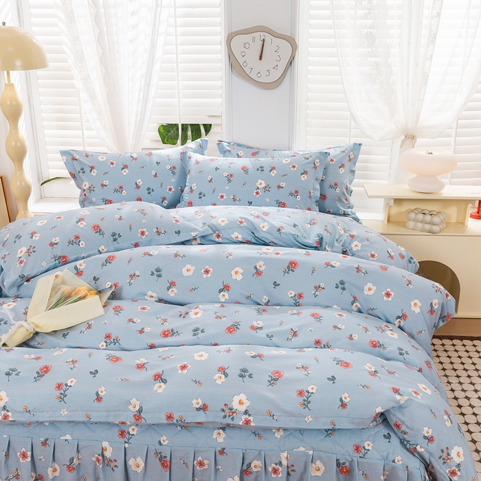 91家纺网 家纺一手货源 找家纺 琉宿家纺 2025新款全棉13372蕾丝夹棉印花床裙 淡妆初夏