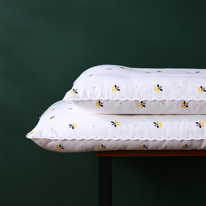 91家纺网 家纺一手货源 找家纺 （总）沃兰国际 全棉贡缎小蜜蜂羽丝绒可水洗护颈枕芯定型单人枕头