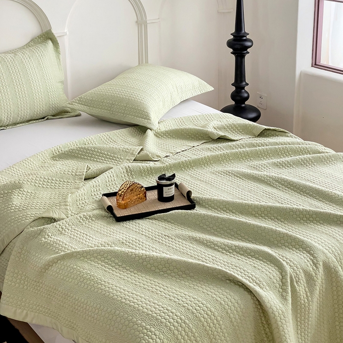 91家纺网 家纺一手货源 找家纺 沐纯家居 2024新款纯色天丝床盖 水绿