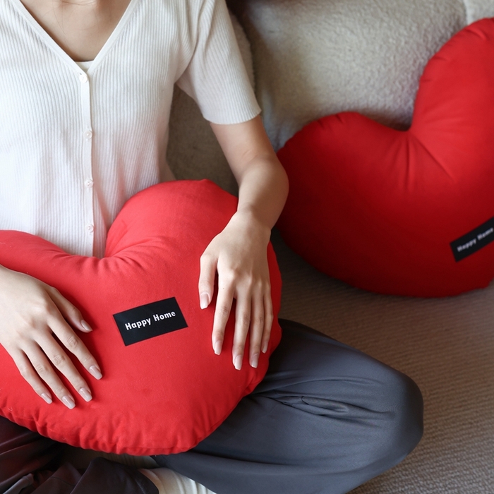 91家纺网 家纺一手货源 找家纺 （总）美茉家居 2024新款浓密爱心抱枕