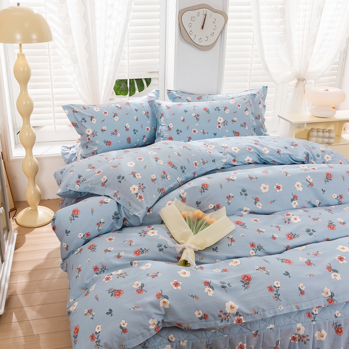 91家纺网 家纺一手货源 找家纺 琉宿家纺 2025新款全棉13372蕾丝夹棉印花床裙 淡妆初夏