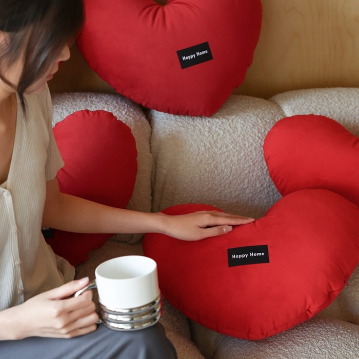 91家纺网 家纺一手货源 找家纺 （总）美茉家居 2024新款浓密爱心抱枕