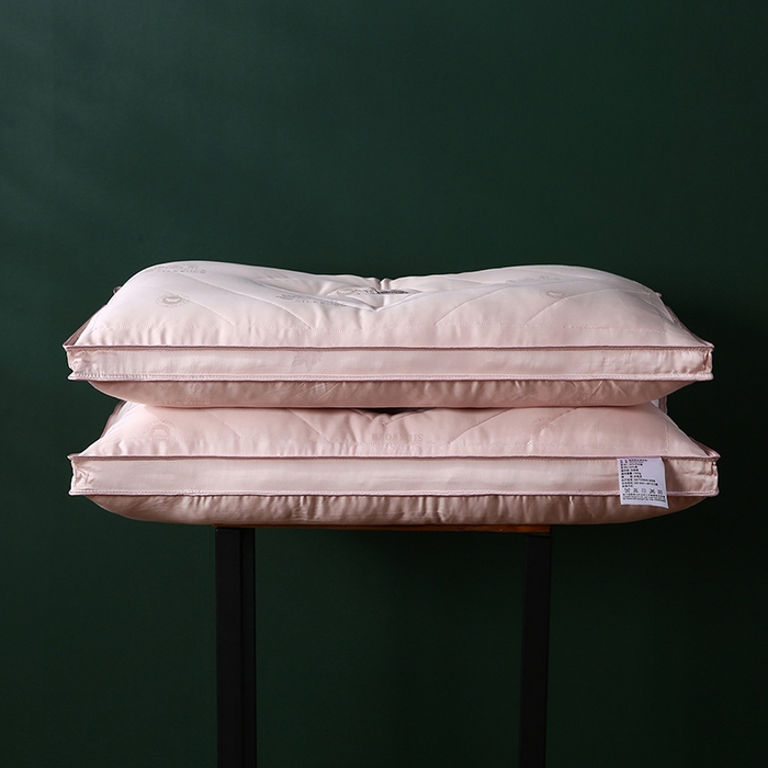 91家纺网 家纺一手货源 找家纺 （总）沃兰国际 竹纤维蚕蛹蛋白羽丝绒枕头成人护颈单人枕芯