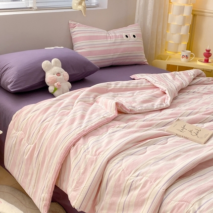 91家纺网 家纺一手货源 找家纺 （总）贝扬思 2025新款超柔110克云朵棉系列夏被四件套