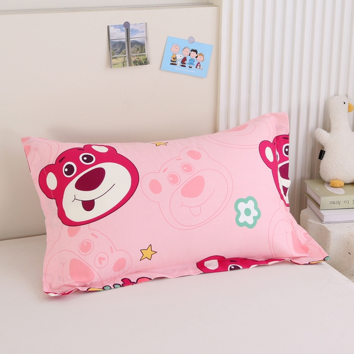 91家纺网 家纺一手货源 找家纺 凯森家纺 2024新款13372全棉枕套单人枕头套枕芯套儿童枕套 草莓熊