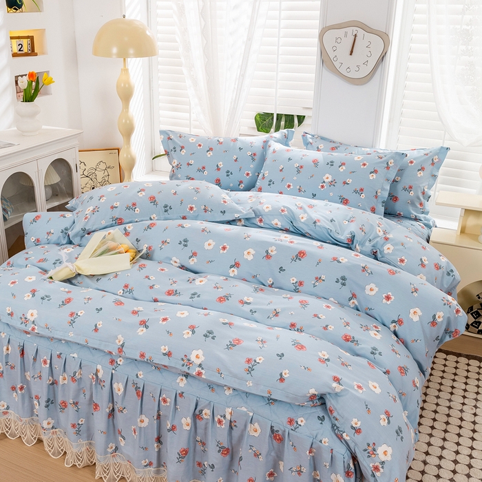 91家纺网 家纺一手货源 找家纺 琉宿家纺 2025新款全棉13372蕾丝夹棉印花床裙 淡妆初夏