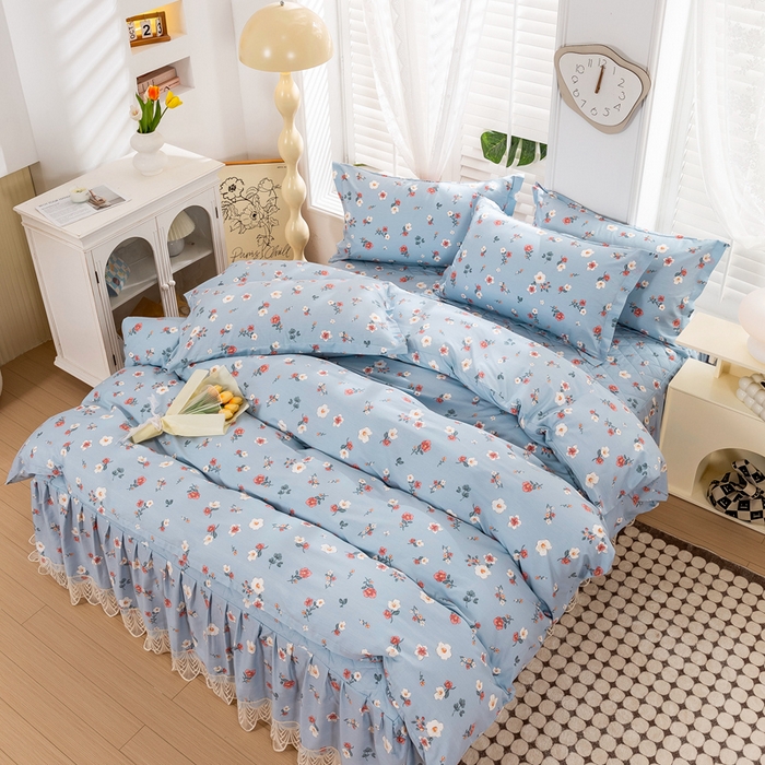 91家纺网 家纺一手货源 找家纺 琉宿家纺 2025新款全棉13372蕾丝夹棉印花床裙 淡妆初夏