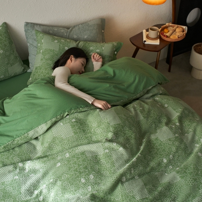 91家纺网 家纺一手货源 找家纺 安莱生活 2024年新品高端双层纱大提花工艺款缤纷花妍纽扣款 缤纷花妍纽扣款-嫩绿