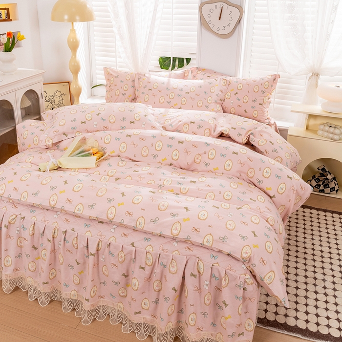 91家纺网 家纺一手货源 找家纺 琉宿家纺 2025新款全棉13372蕾丝夹棉印花床裙 公主兔